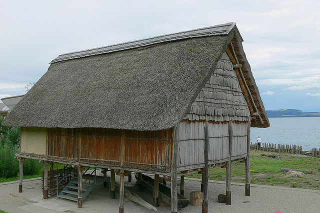 アルプス周辺の先史時代の湖上住居遺跡群