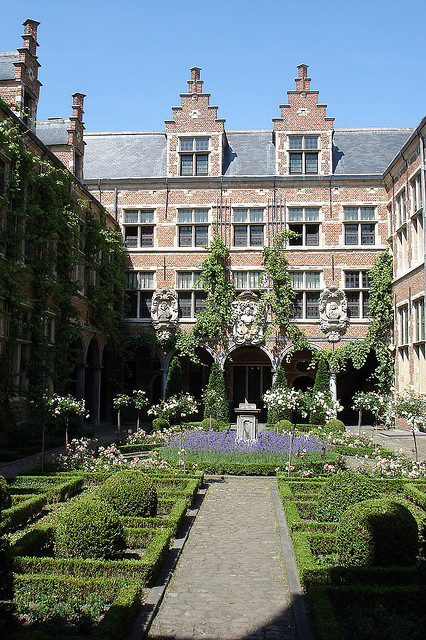 プランタン‐モレトゥスの家屋‐工房‐博物館複合体